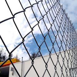 BFP TENNIS DS 50/310 1.00X25M RAL9005 ZWART